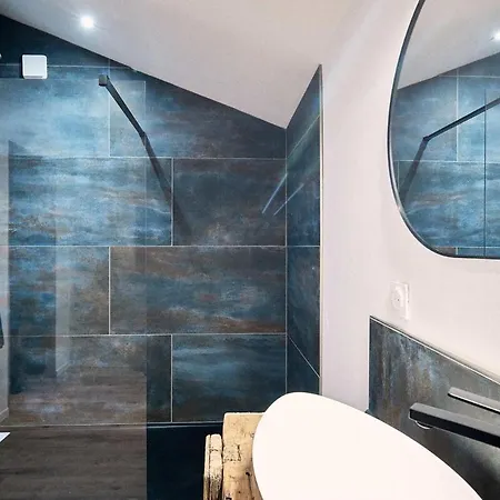 Domaine Baudon, Situe Au Coeur Des Vignes Feriehus